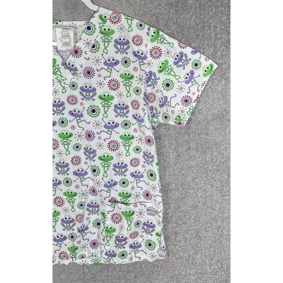 Uniform Advantage UA Silly Frog Scrub Top Womens Size Medium‎ Pockets V-Neck - Picture 5 of 12